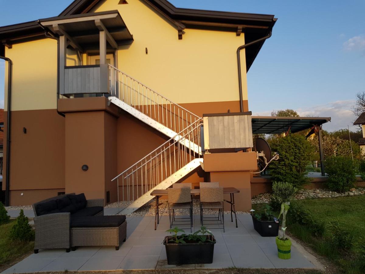 Ferienwohnung Stoisser Mureck Exteriér fotografie